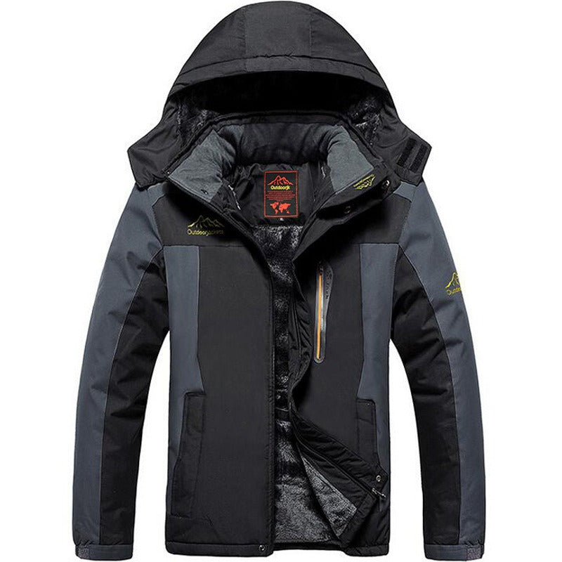 Hot selling autumn and winter oversized men's plush and thick assault jackets for outdoor sports, warmth, and mountaineering