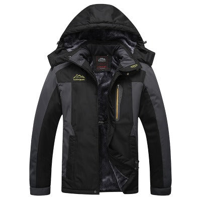 Hot selling autumn and winter oversized men's plush and thick assault jackets for outdoor sports, warmth, and mountaineering